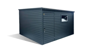 4x4m-es prémium kerti tároló előre lejtő tetővel, +10cm emeléssel, antracitszürke színben, ablakkal, szegélyekkel, filcborítással